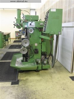 Универсальный фрезерный станок Hermle UWF 700